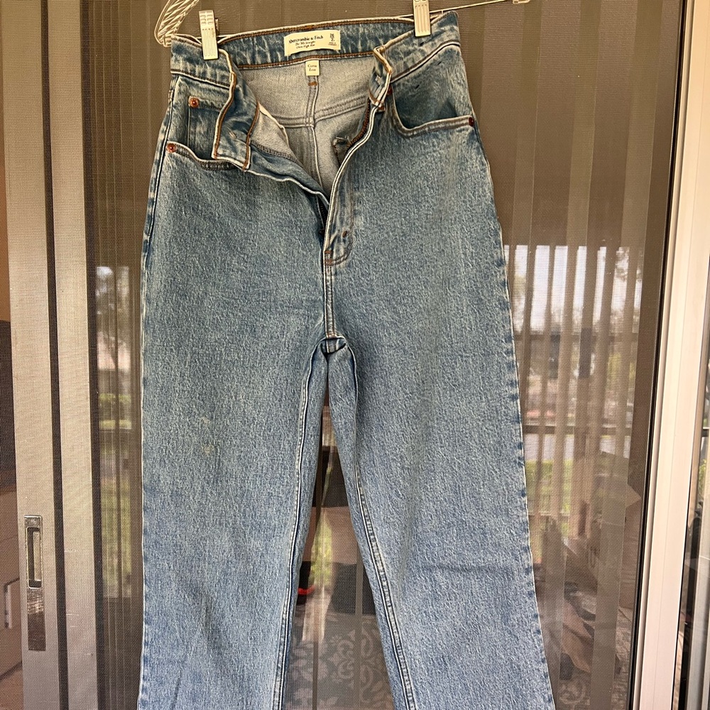 Abercrombie & Fitch Light Blue Jeans